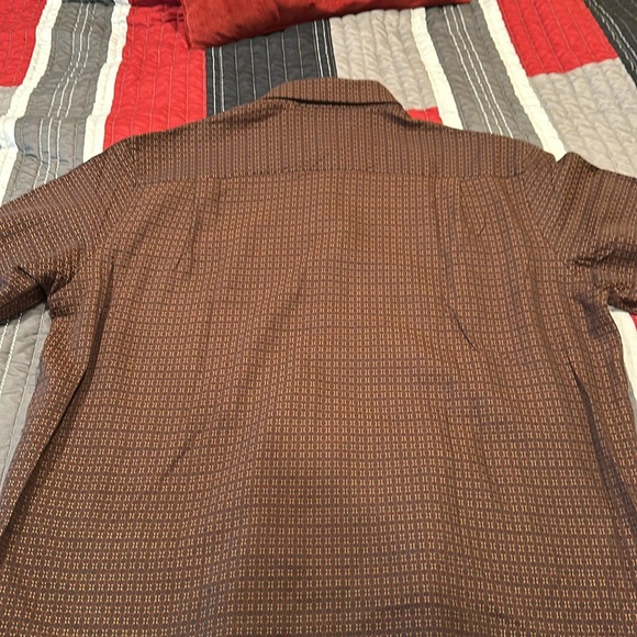 NWT Perry Ellis Men's Brown Patterned Shirt - Picture 9 of 10